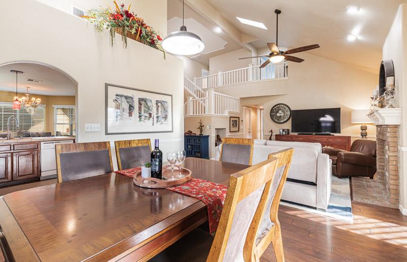 2757 E Jon Dr, Fresno, CA 93720