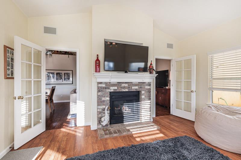 2757 E Jon Dr, Fresno, CA 93720