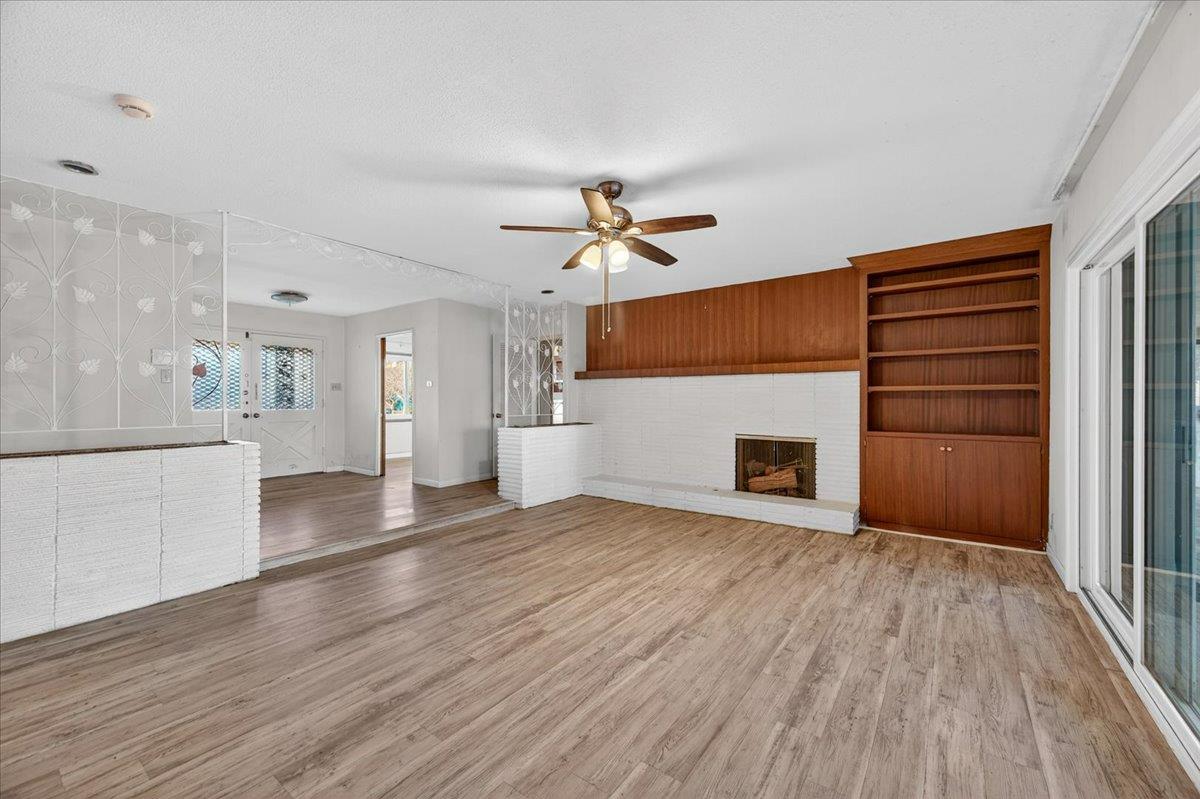 6259 E Liberty Ave, Fresno, CA 93727