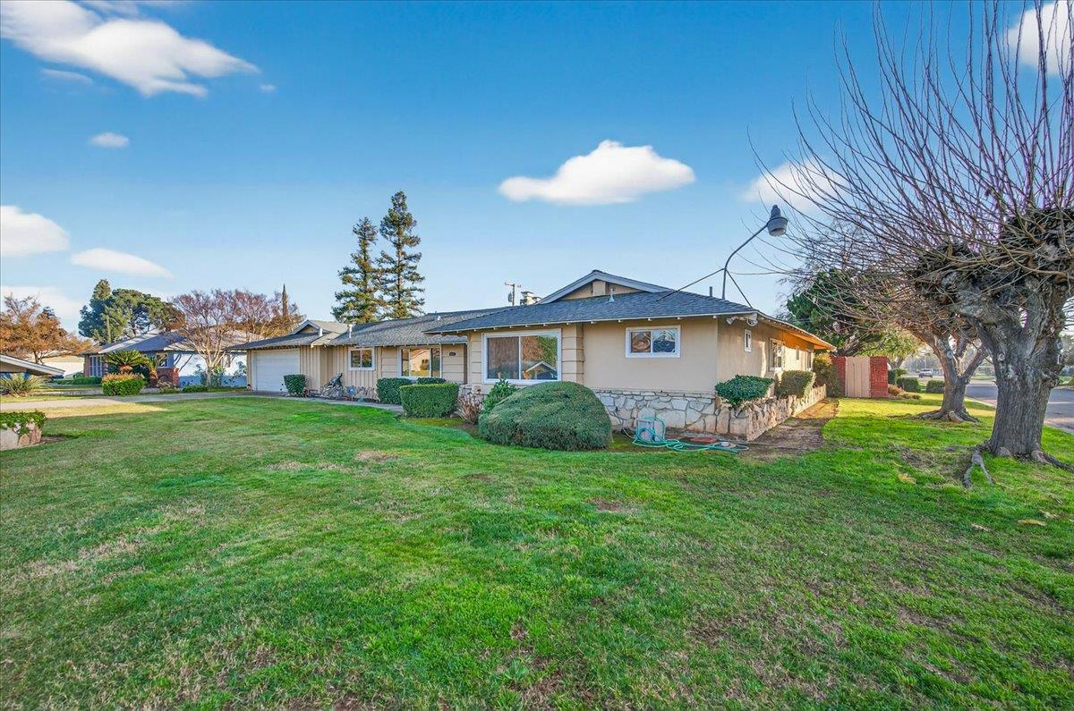 6259 E Liberty Ave, Fresno, CA 93727