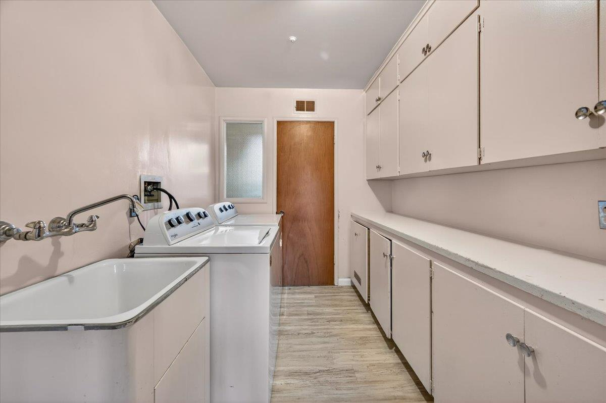 6259 E Liberty Ave, Fresno, CA 93727