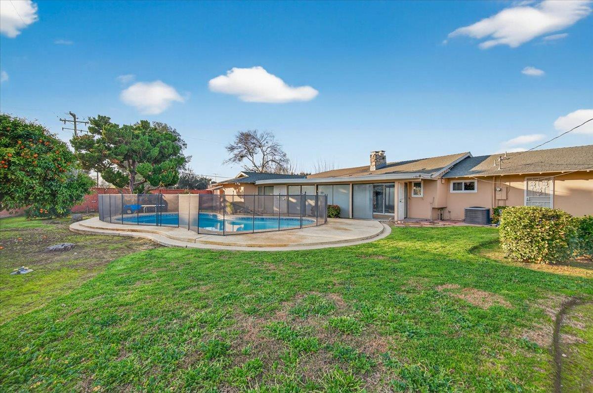 6259 E Liberty Ave, Fresno, CA 93727