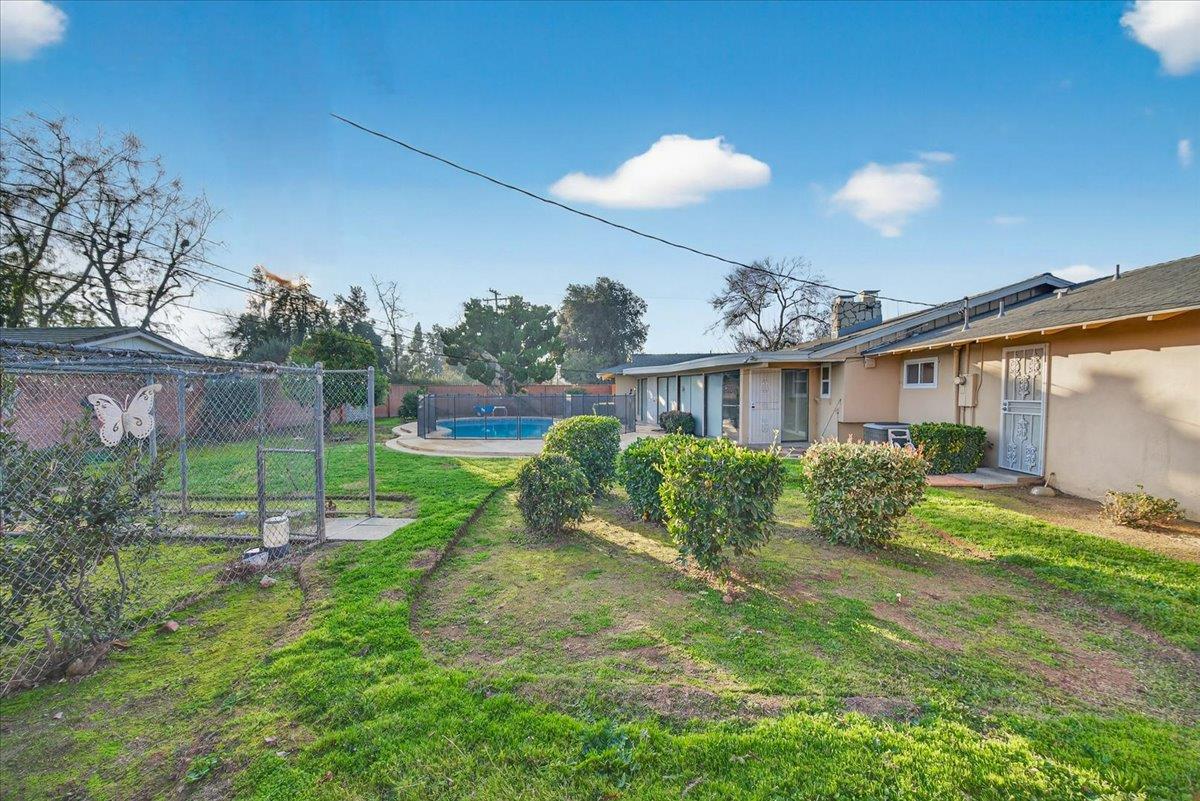 6259 E Liberty Ave, Fresno, CA 93727