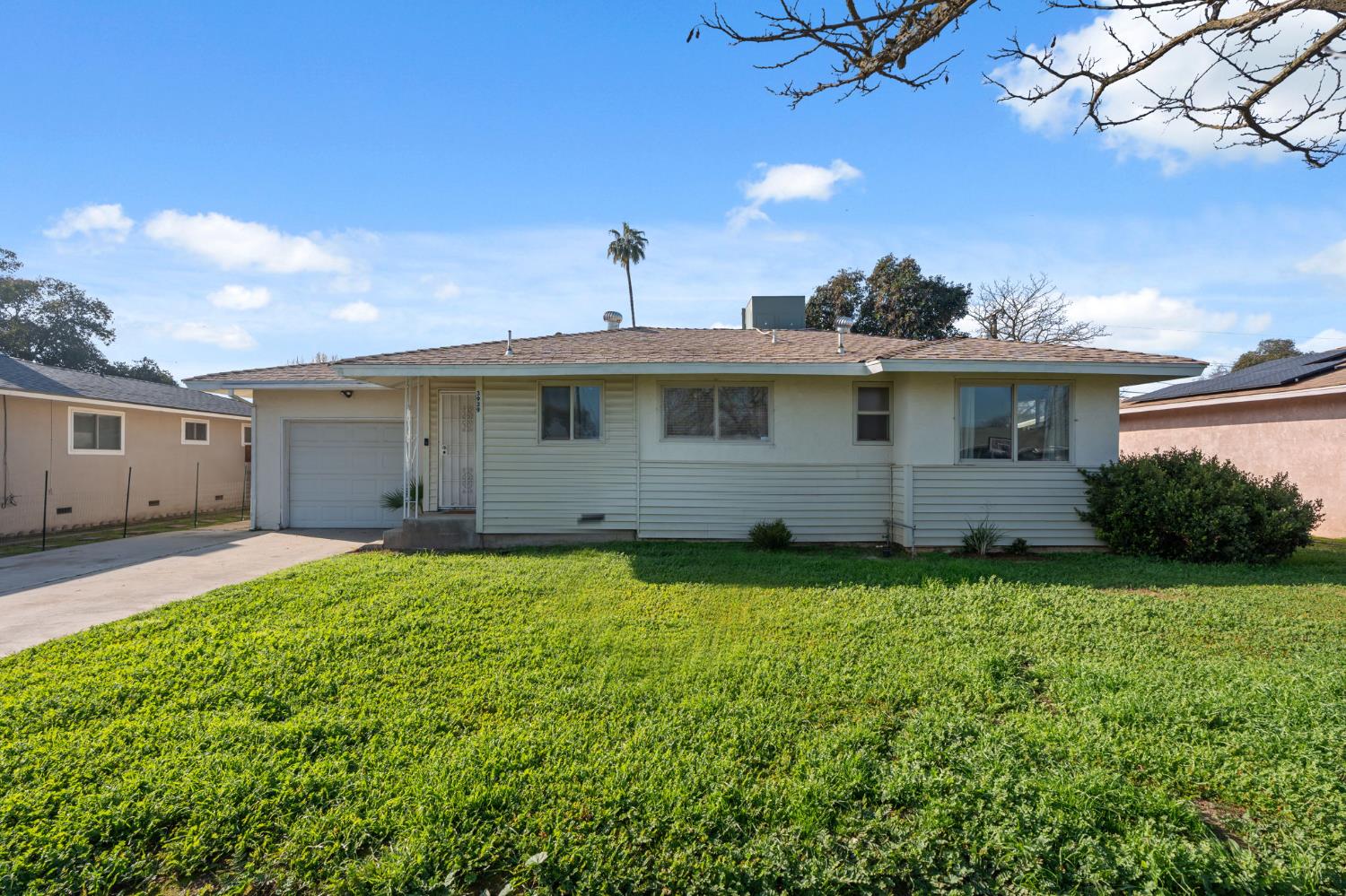 3939 N Pleasant Ave, Fresno, CA 93705