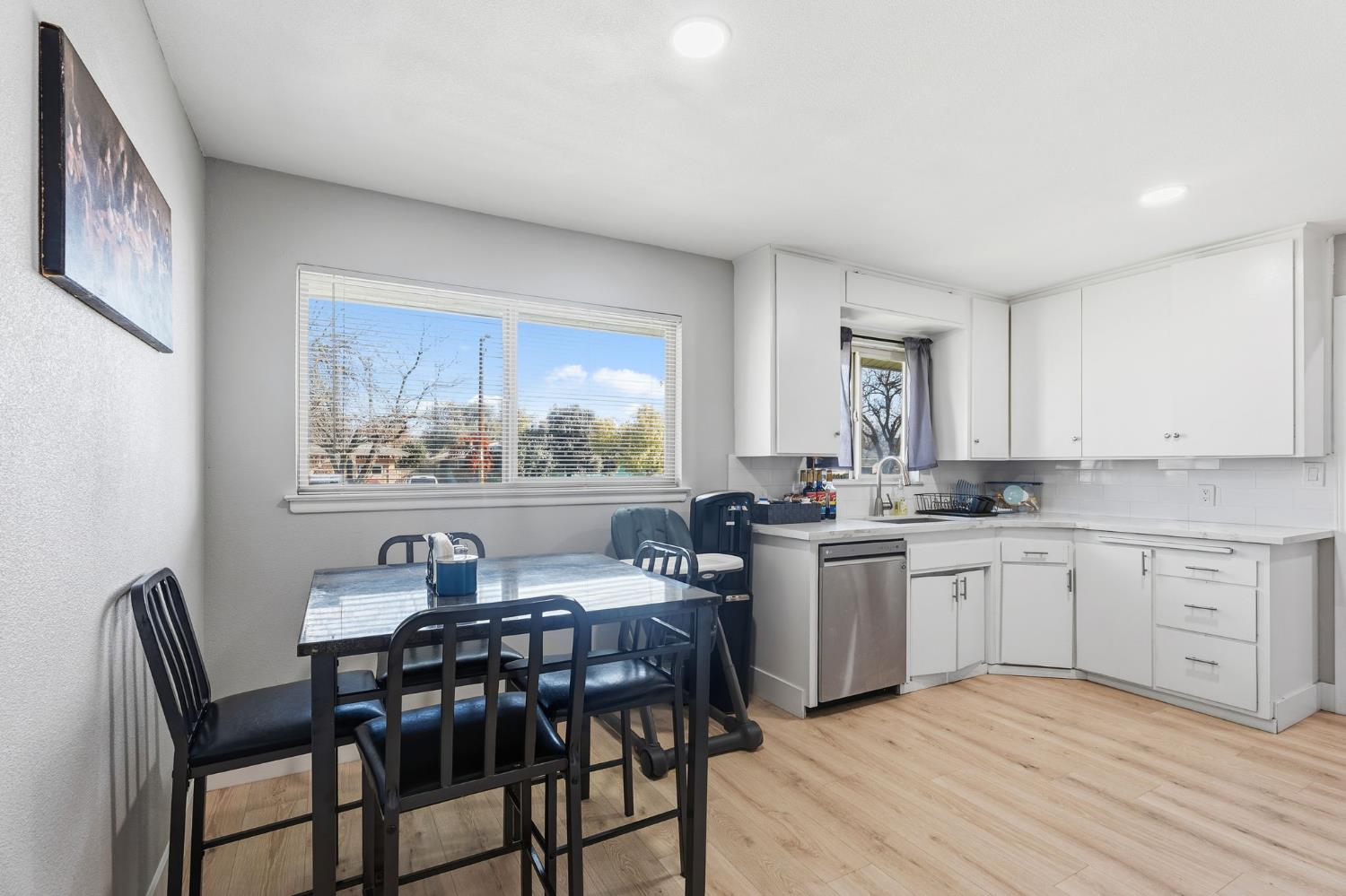 3939 N Pleasant Ave, Fresno, CA 93705