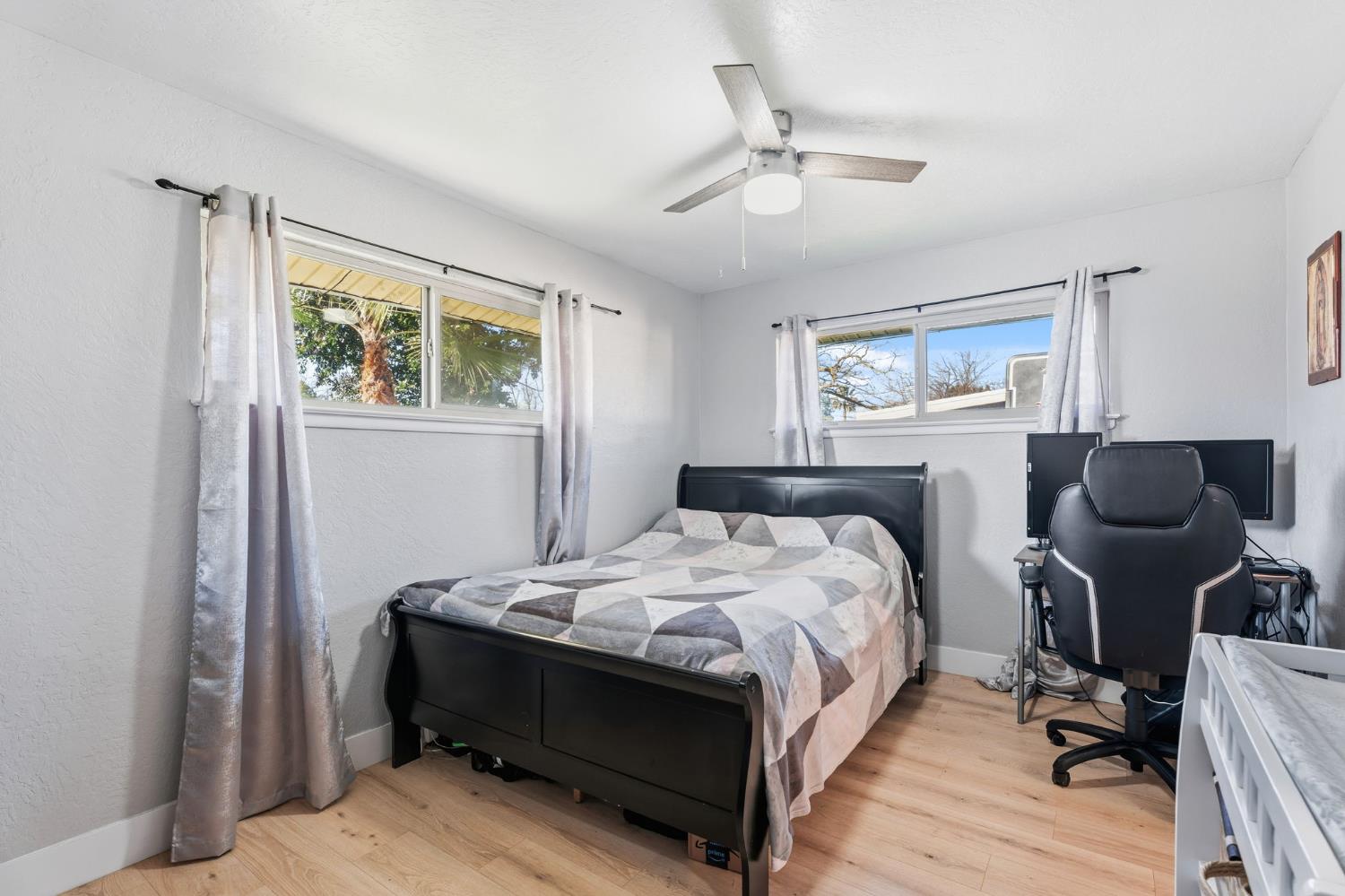 3939 N Pleasant Ave, Fresno, CA 93705