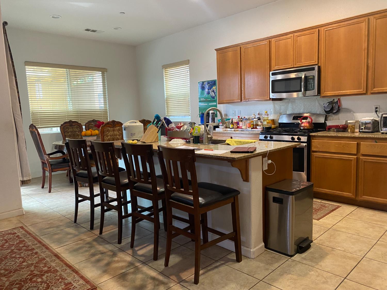 3765 N Pearwood Ave, Fresno, CA 93727