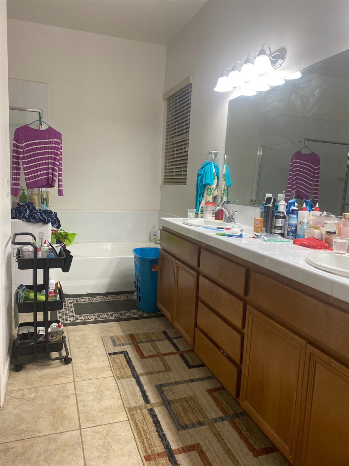 3765 N Pearwood Ave, Fresno, CA 93727