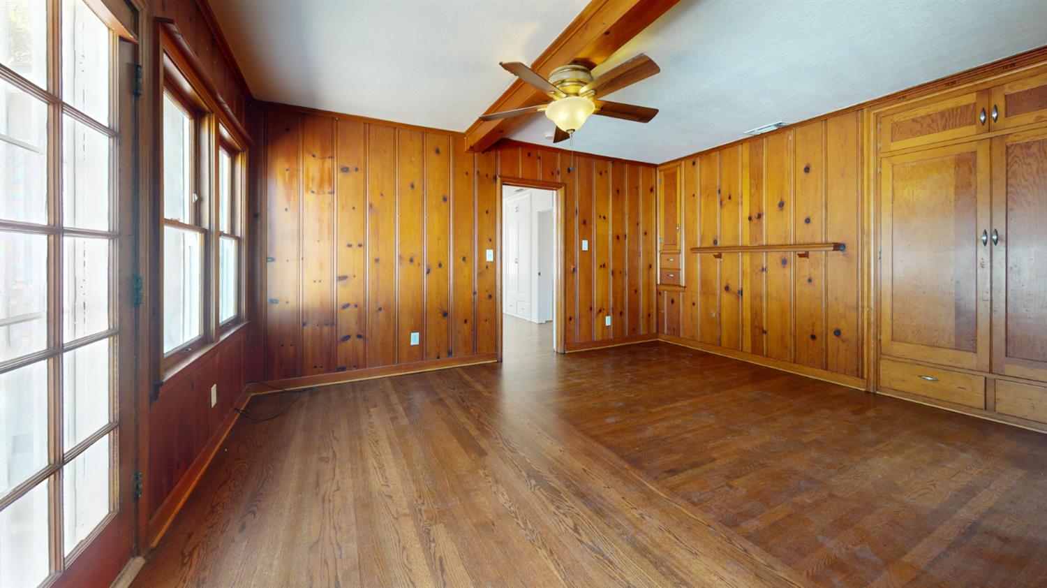 1481 N Adoline, Fresno, CA 93728