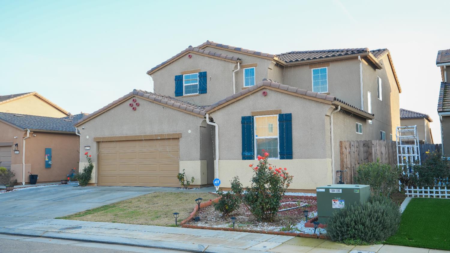 6675 Berkeley Ave E, Fresno, CA 93727