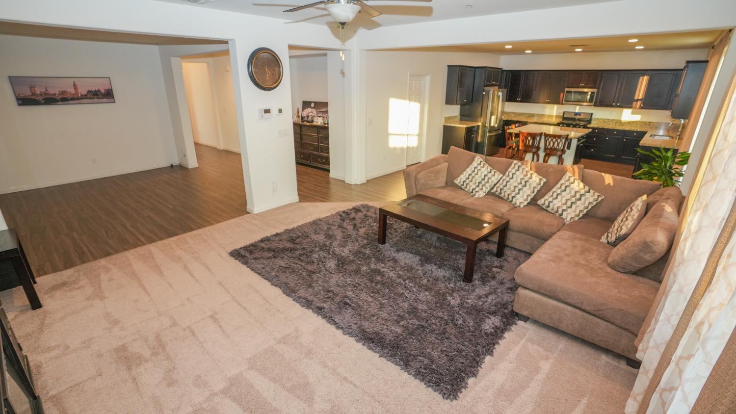 6675 Berkeley Ave E, Fresno, CA 93727