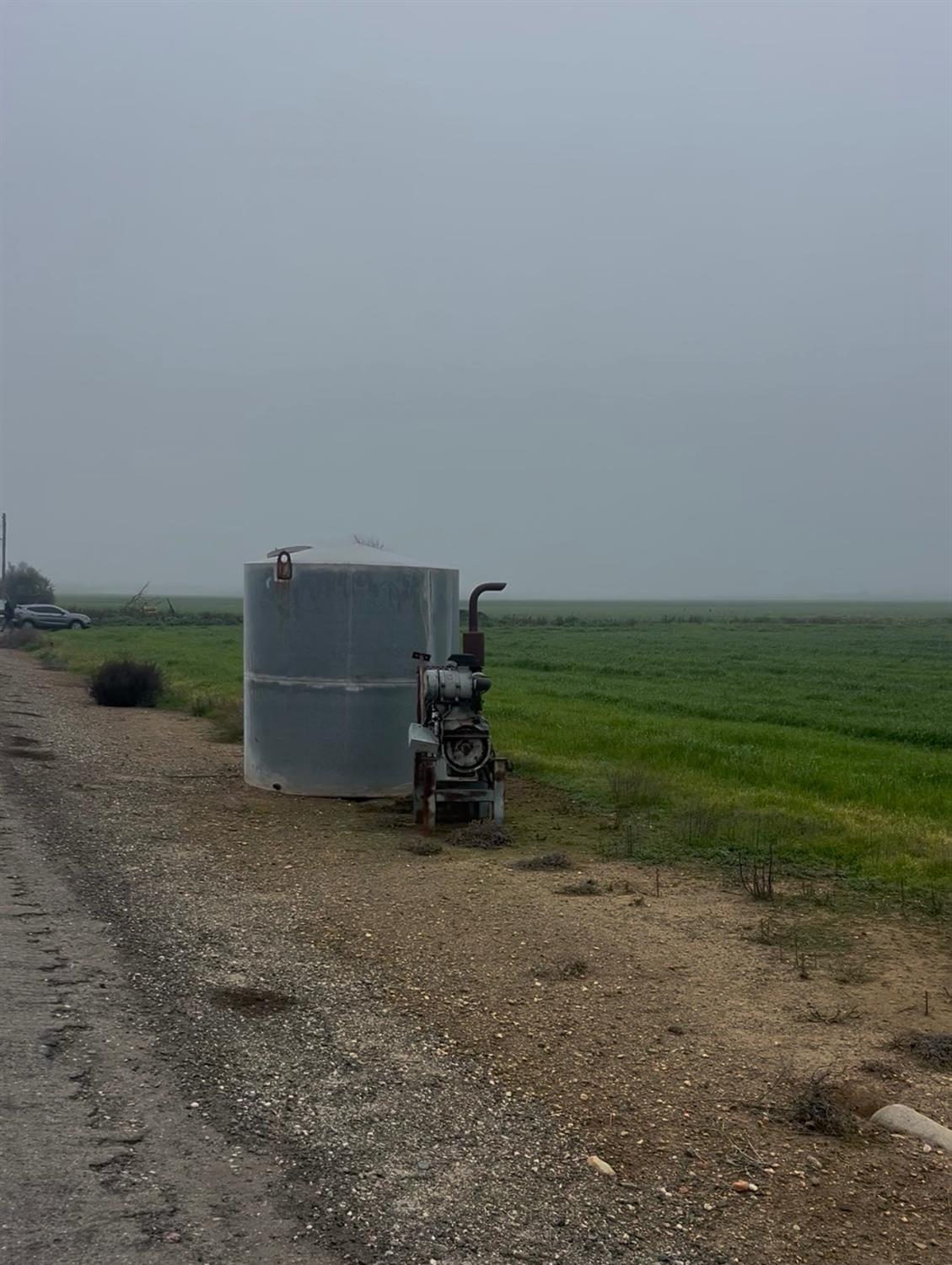 12010 E childs Ave, Le Grand, CA 95333