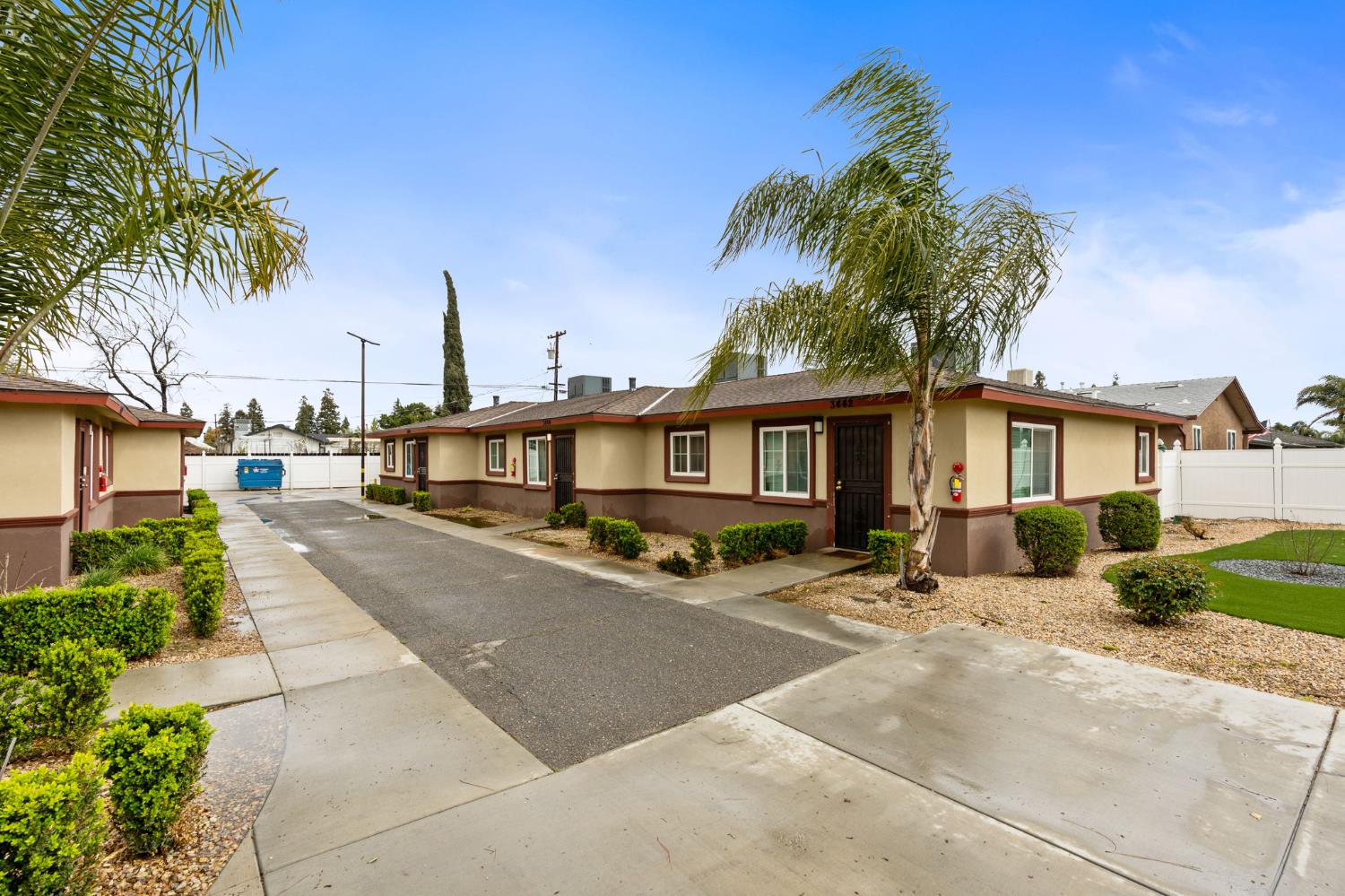 3442 3452 W University Ave, Fresno, CA 93722