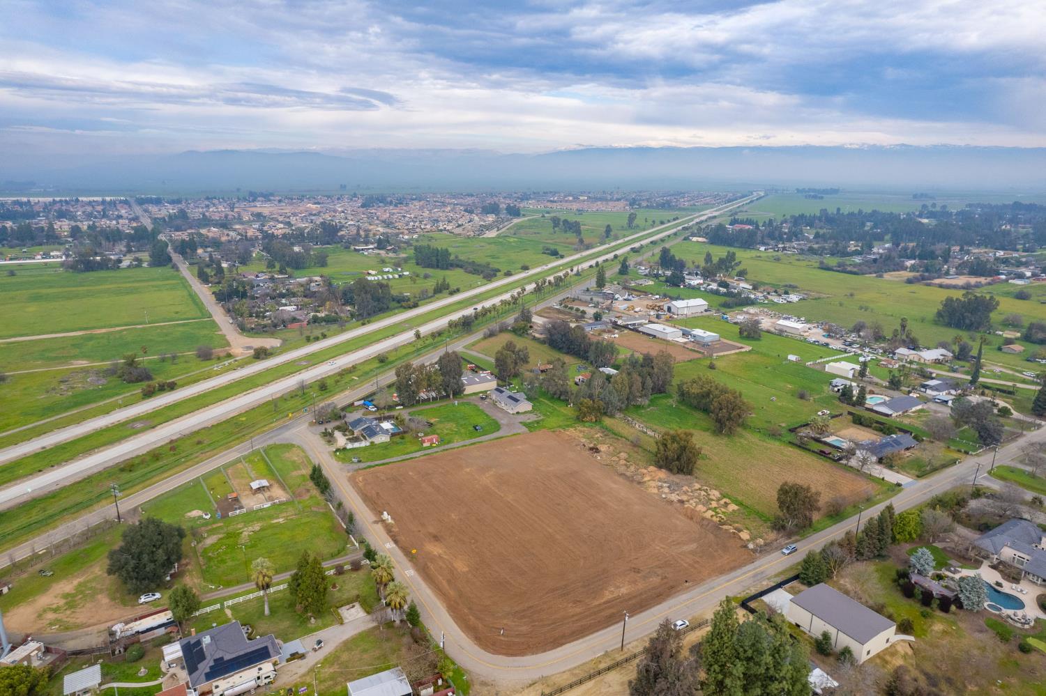 1 Locan Ave and Alluvial Ave, Clovis, CA 93619