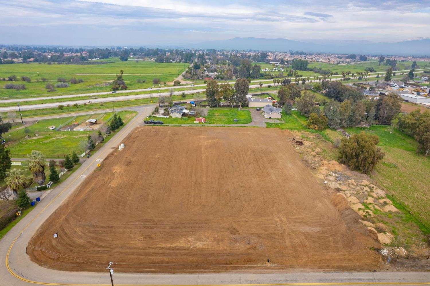 1 Locan Ave and Alluvial Ave, Clovis, CA 93619