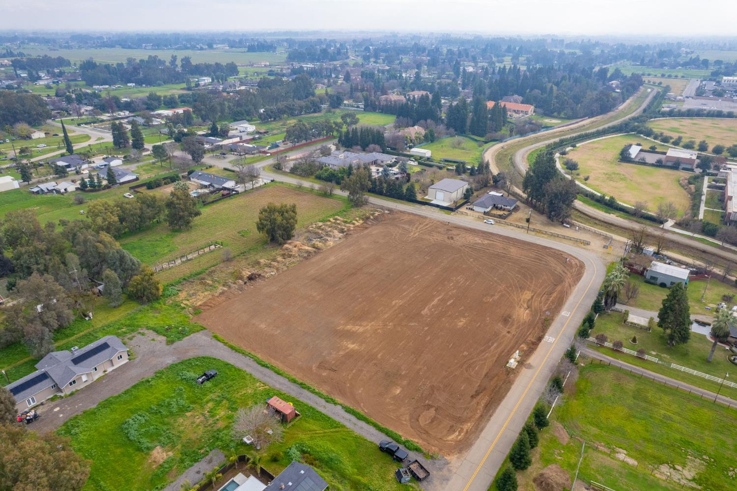 1 Locan Ave and Alluvial Ave, Clovis, CA 93619