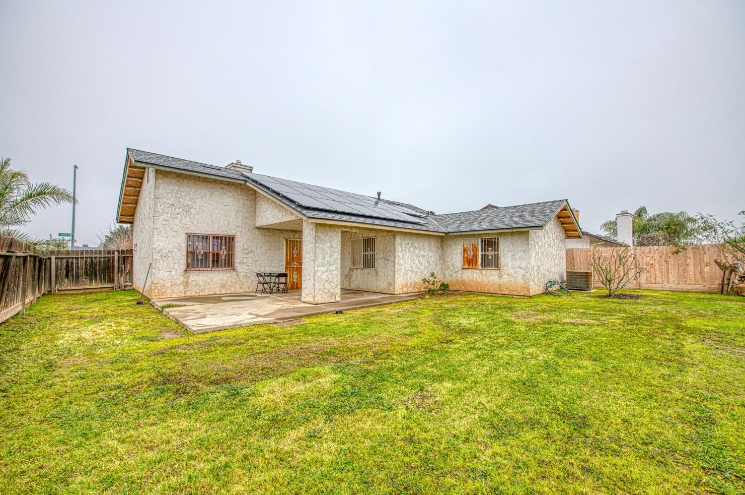 4892 E Grove Ave, Fresno, CA 93725