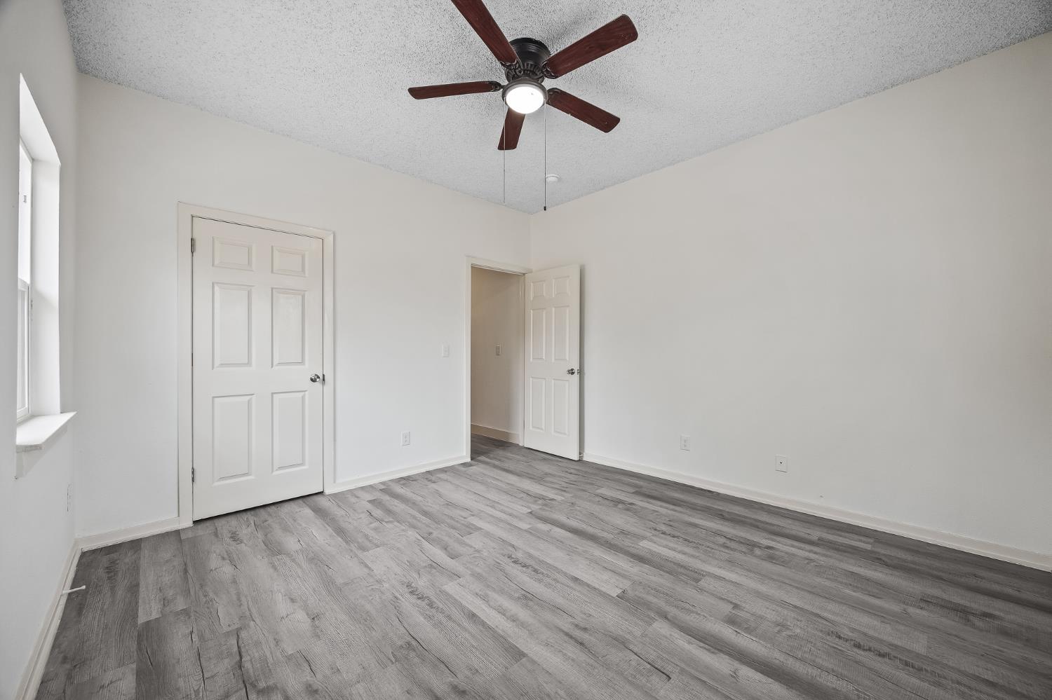 4437 E Thomas Ave, Fresno, CA 93702