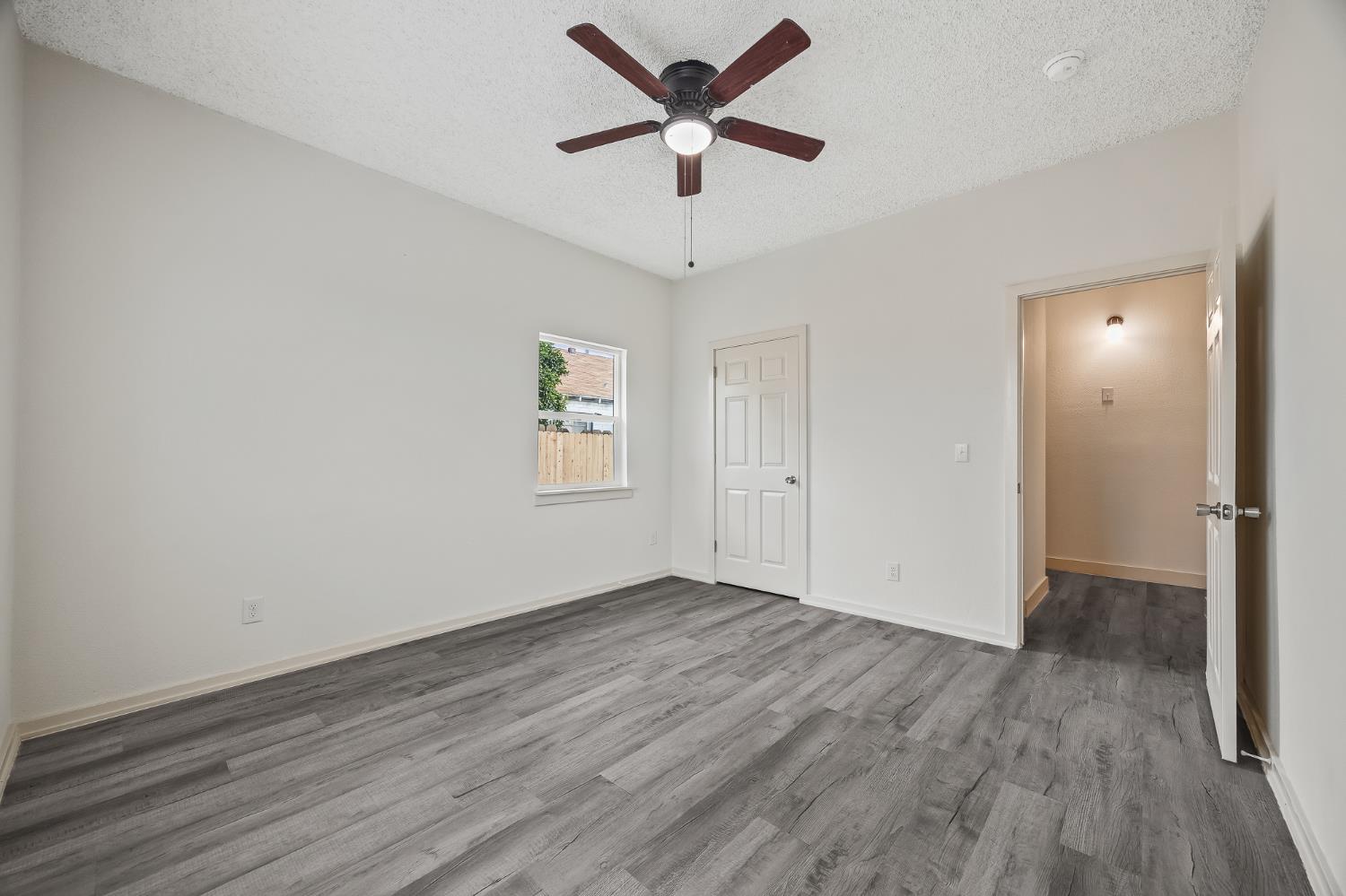 4437 E Thomas Ave, Fresno, CA 93702