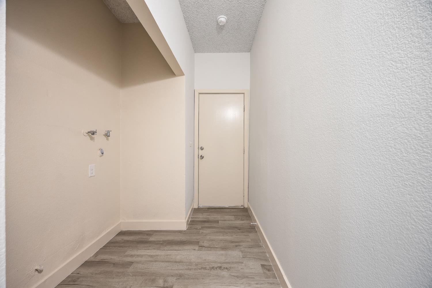 4437 E Thomas Ave, Fresno, CA 93702