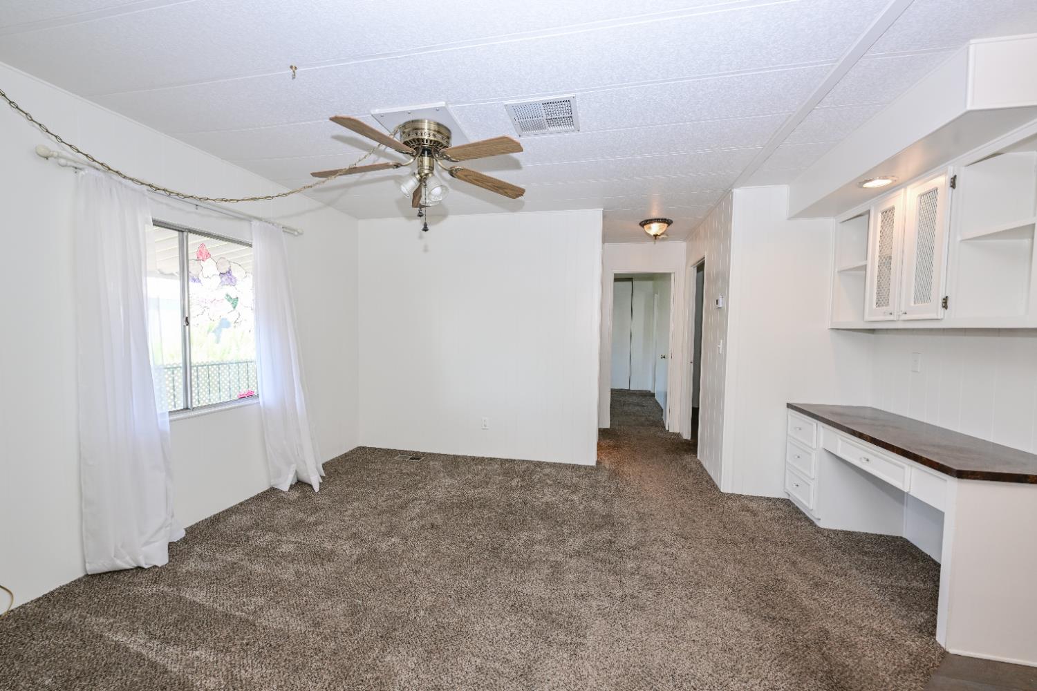 105 W Herndon Ave #18, Pinedale, CA 93650