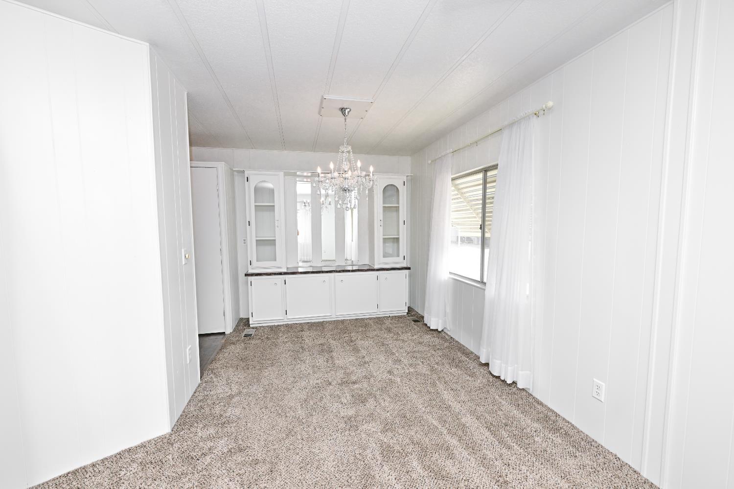 105 W Herndon Ave #18, Pinedale, CA 93650