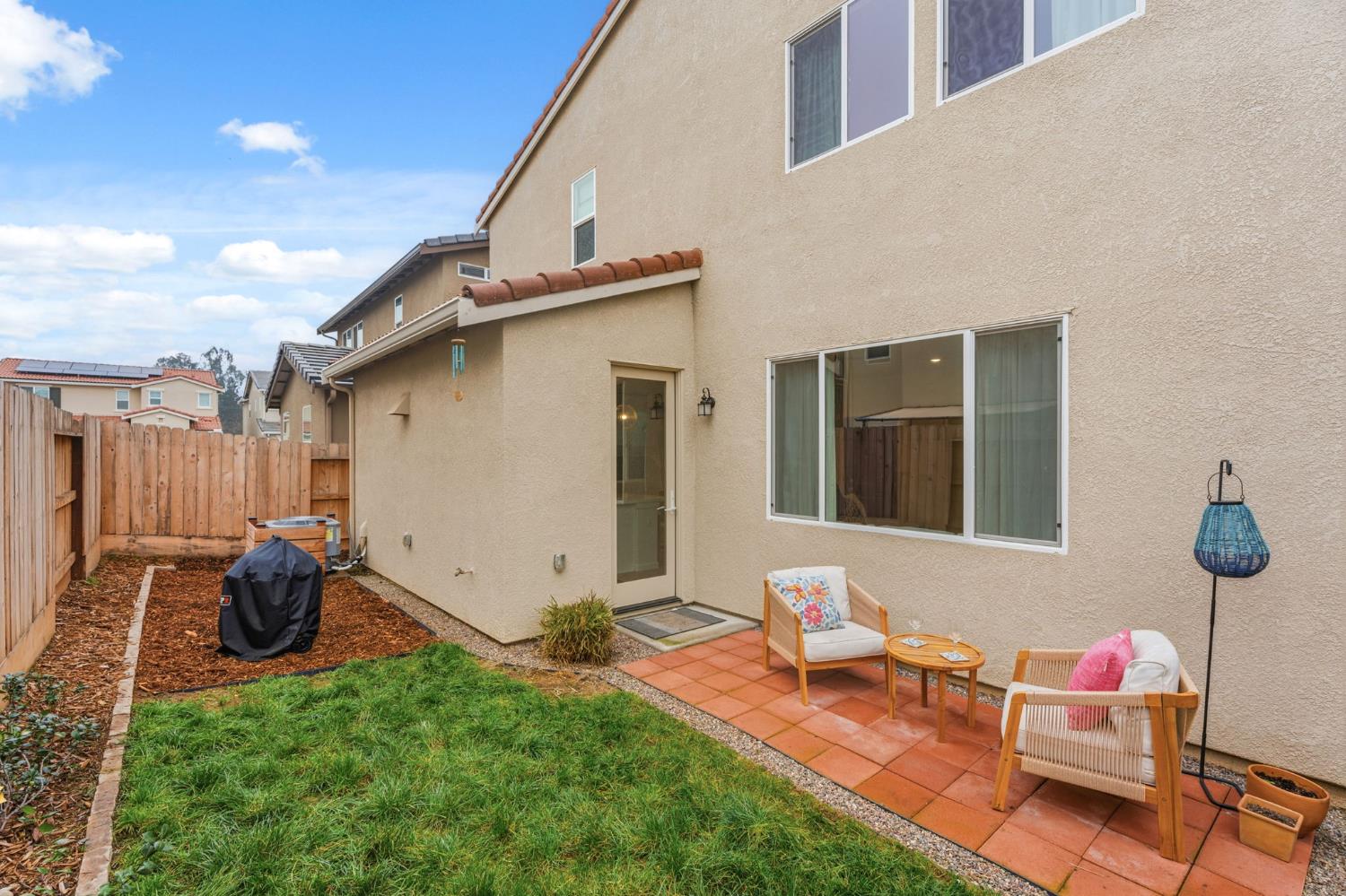 6672 E Washington Ave, Fresno, CA 93727