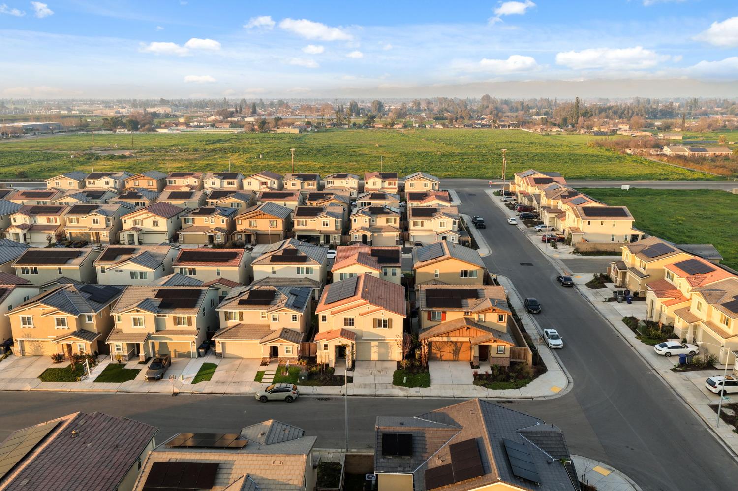 6672 E Washington Ave, Fresno, CA 93727