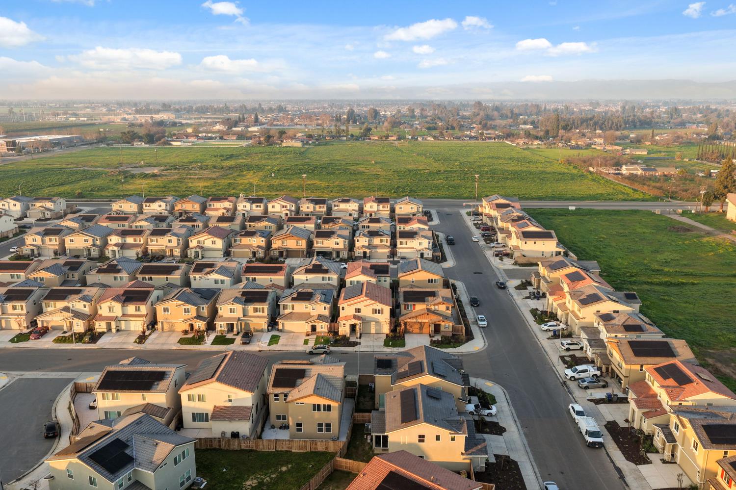 6672 E Washington Ave, Fresno, CA 93727