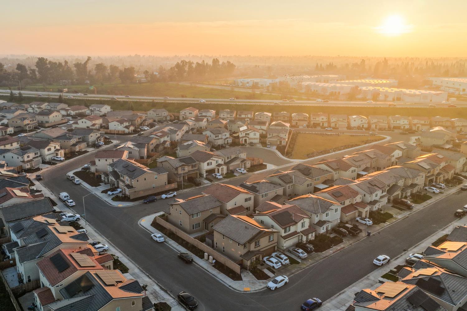 6672 E Washington Ave, Fresno, CA 93727