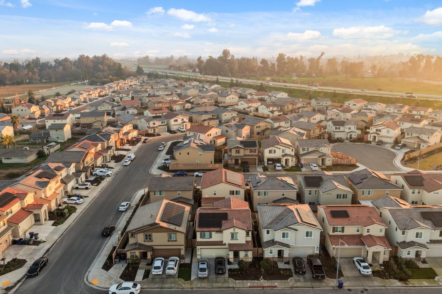 6672 E Washington Ave, Fresno, CA 93727