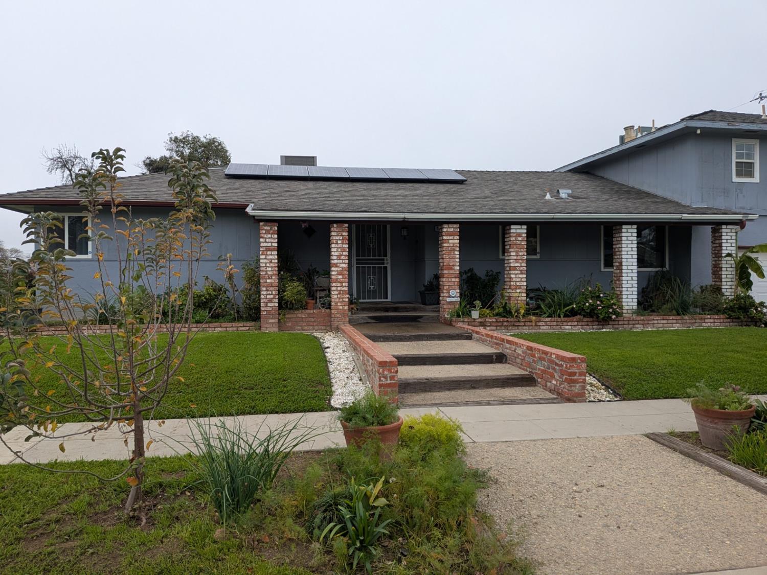 5209 N Angus Ave, Fresno, CA 93710