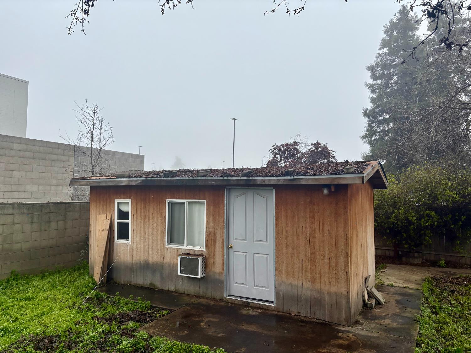 1900 E College Ave, Visalia, CA 93292