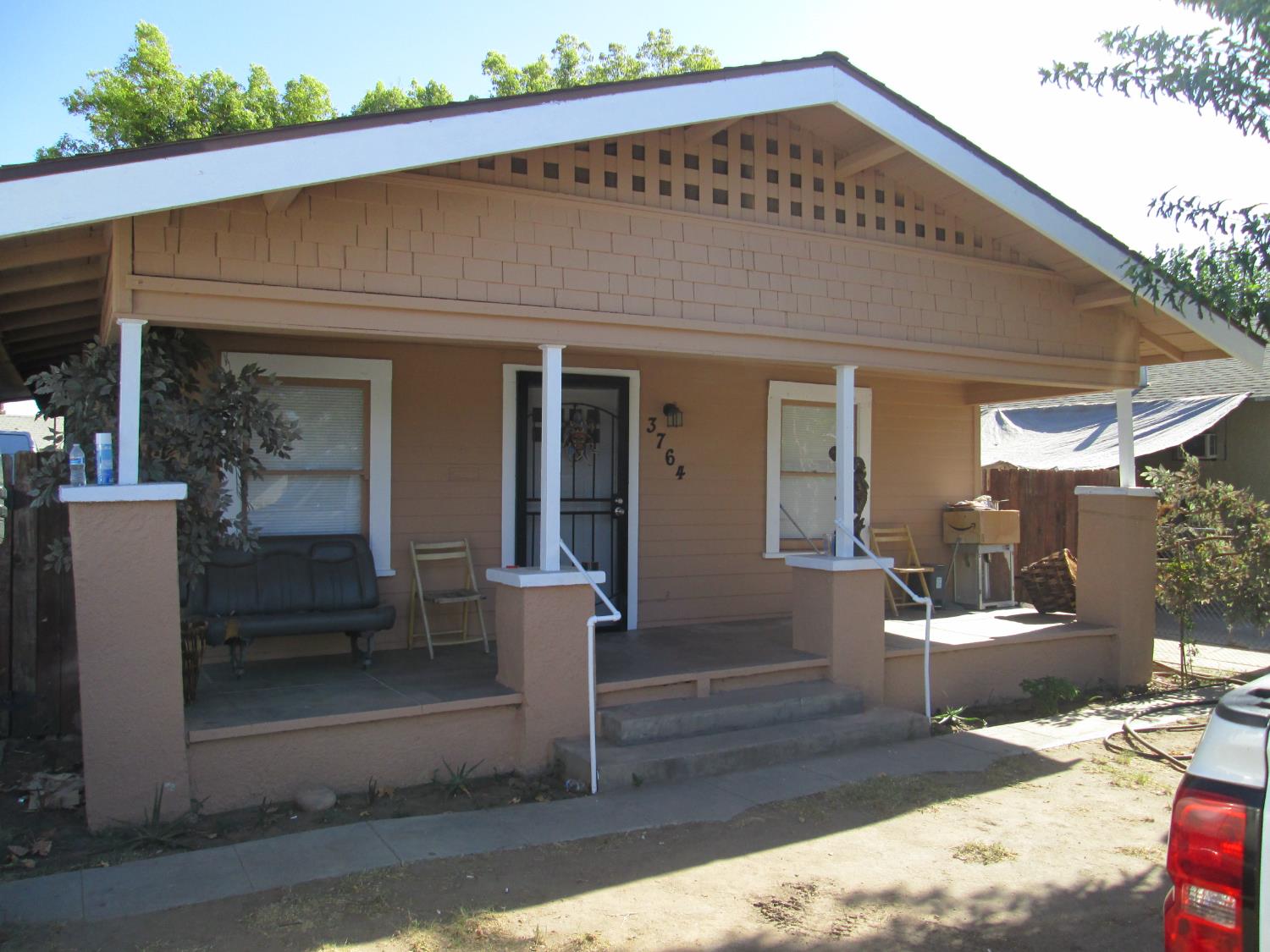 3764 E Iowa, Fresno, CA 93702