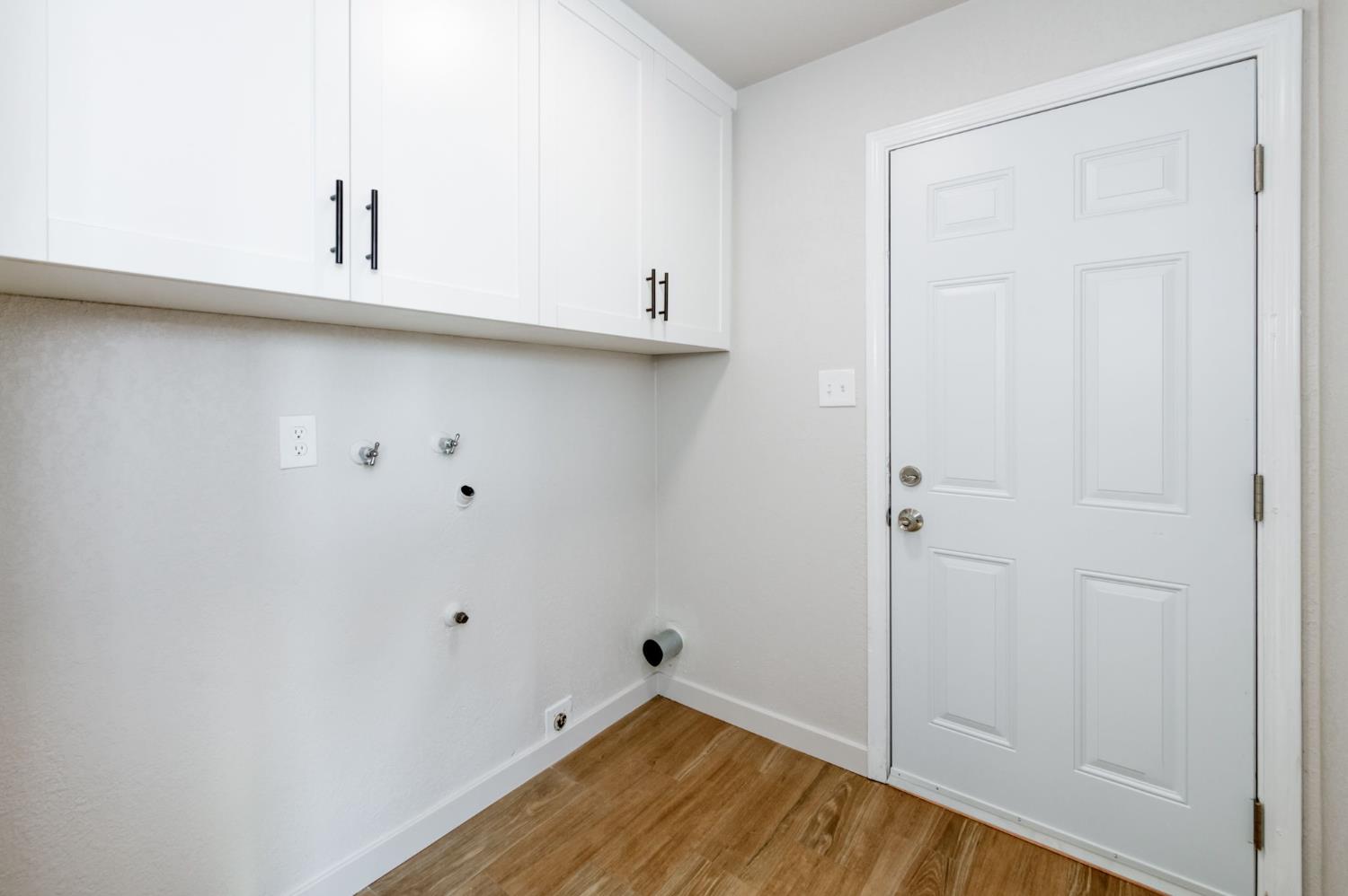 4031 E Pontiac Way, Fresno, CA 93726