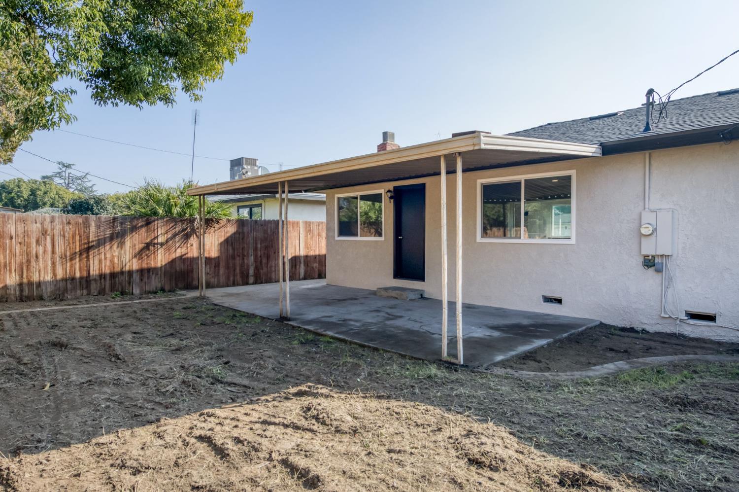 4031 E Pontiac Way, Fresno, CA 93726