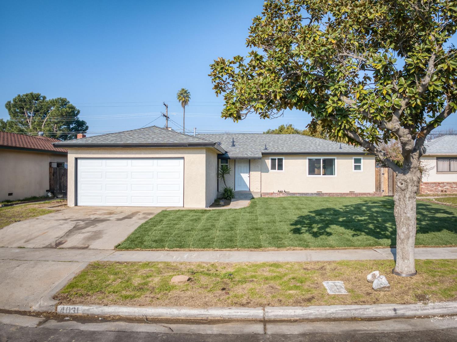 4031 E Pontiac Way, Fresno, CA 93726