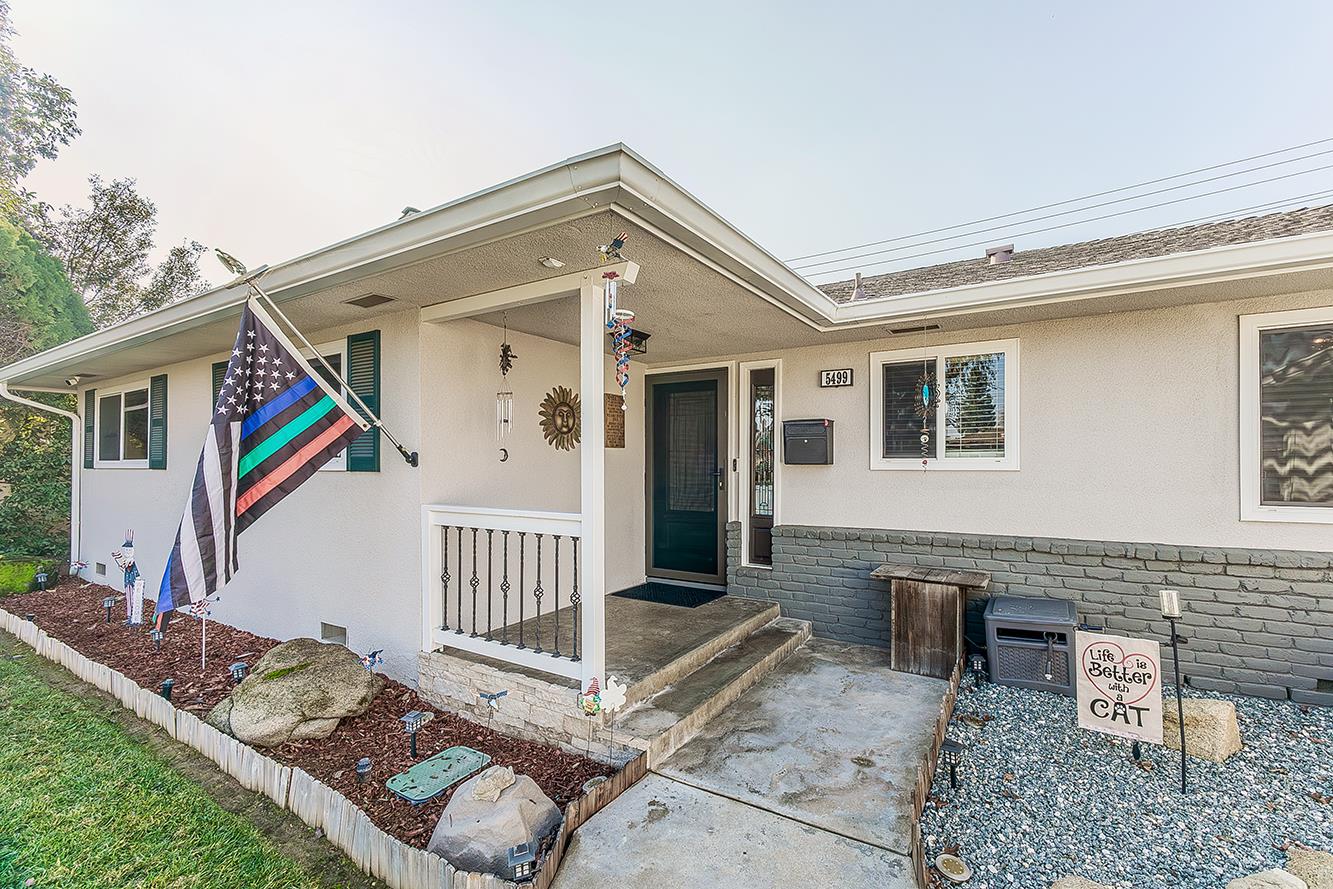 5499 N Bond St, Fresno, CA 93710