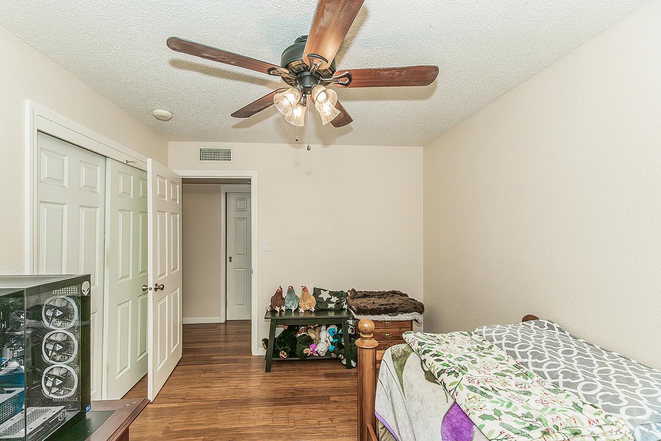 5499 N Bond St, Fresno, CA 93710