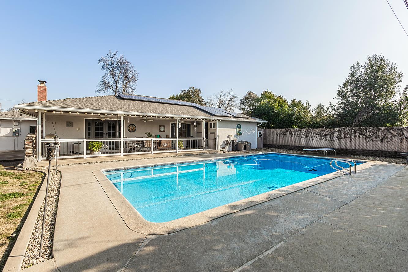 5499 N Bond St, Fresno, CA 93710