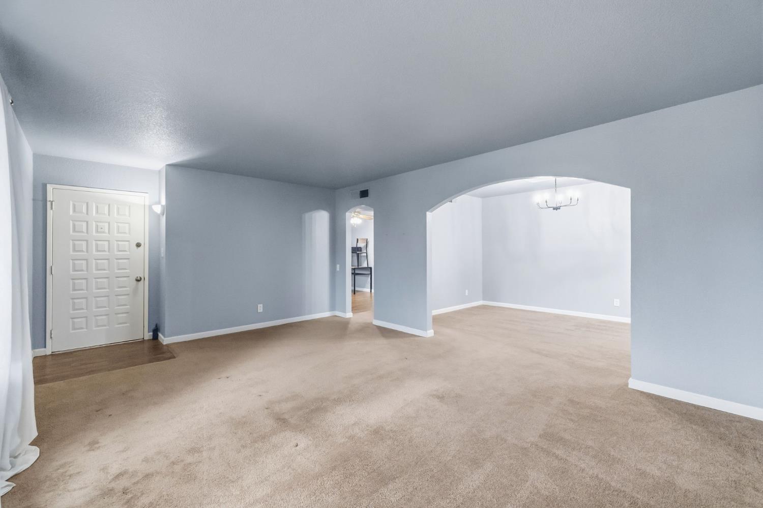 4665 W Ashcroft Ave, Fresno, CA 93722