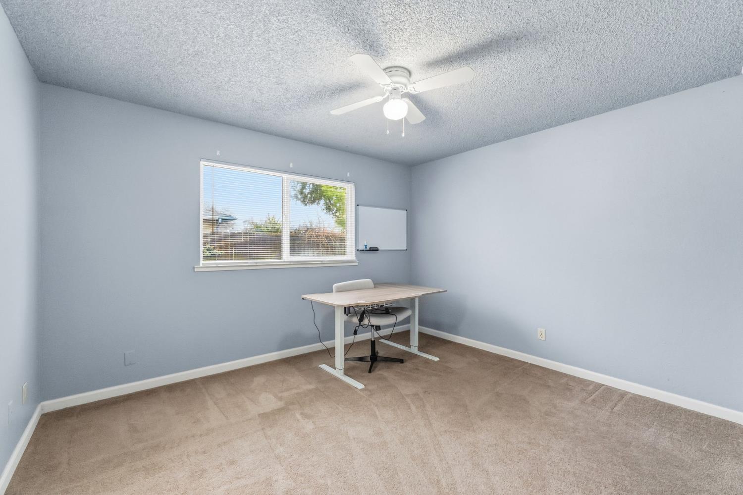 4665 W Ashcroft Ave, Fresno, CA 93722