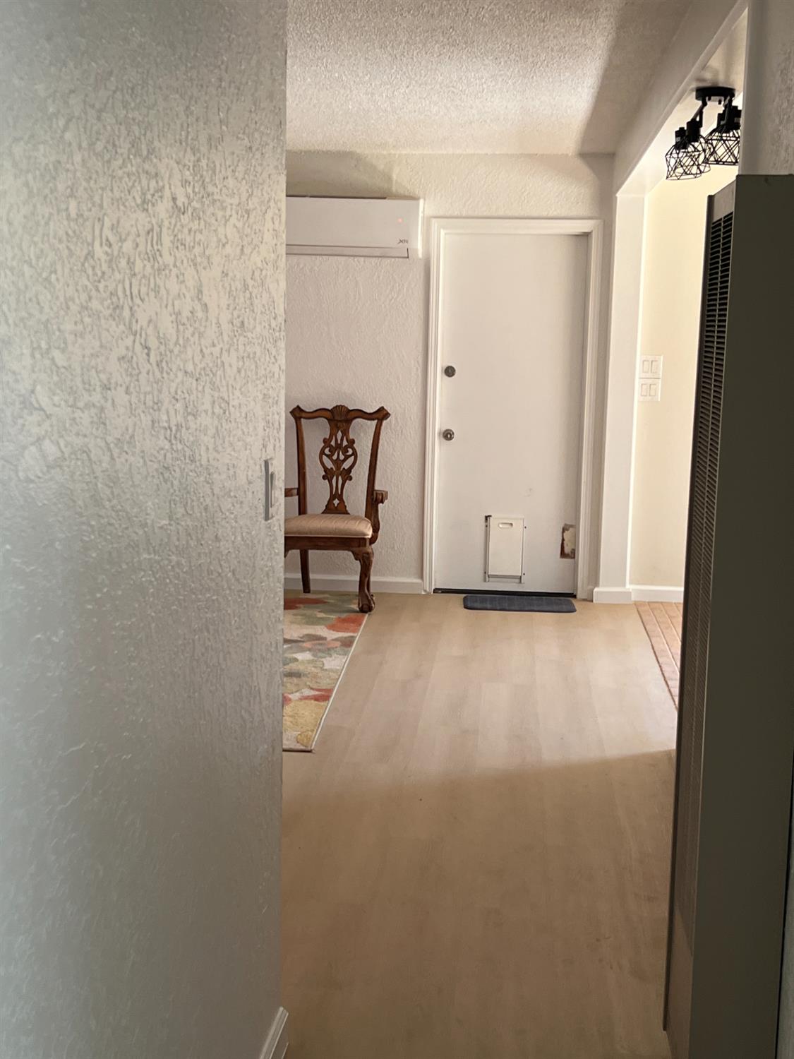 4069 N Sunnyside Ave, Fresno, CA 93727