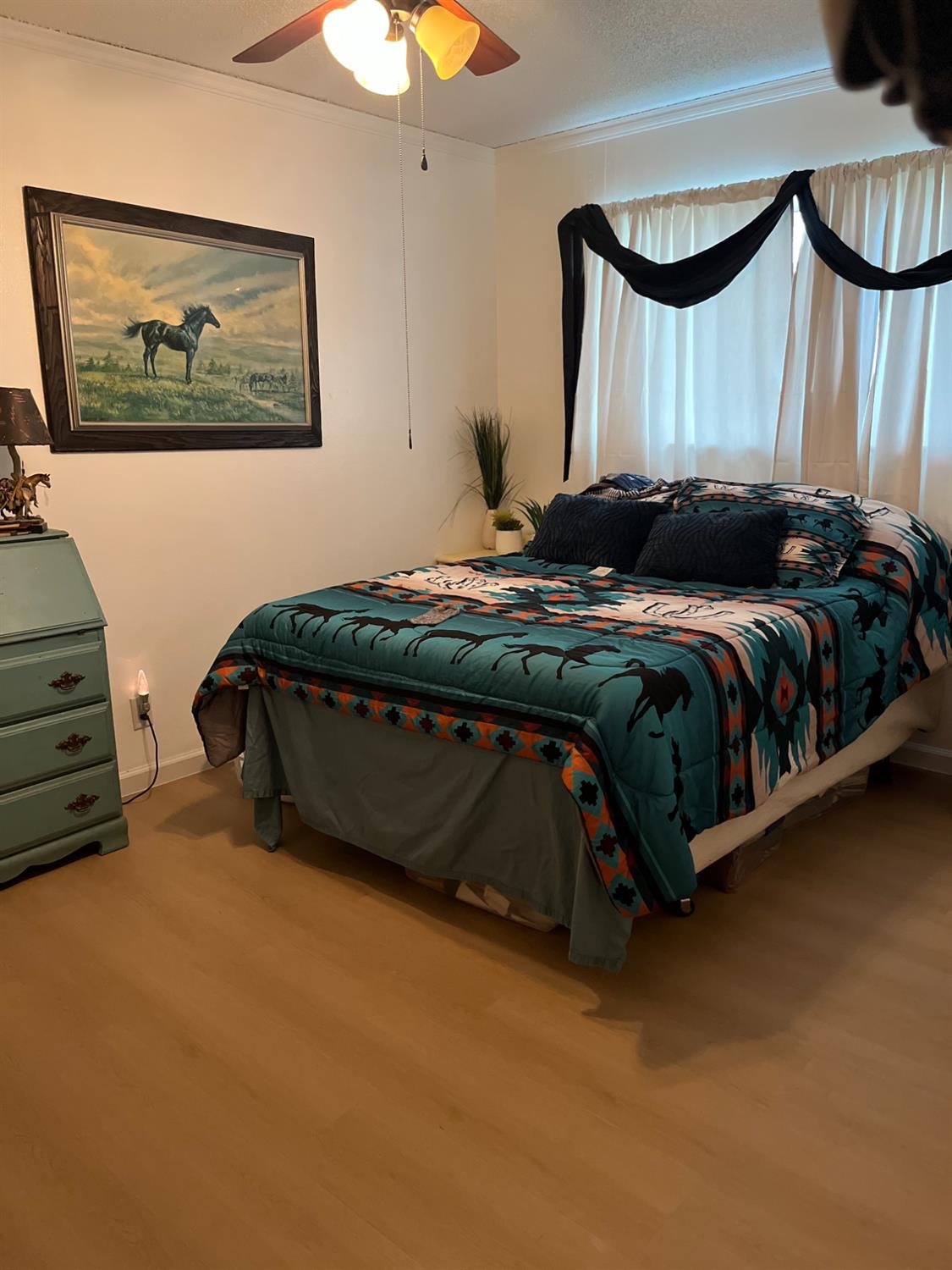 4069 N Sunnyside Ave, Fresno, CA 93727