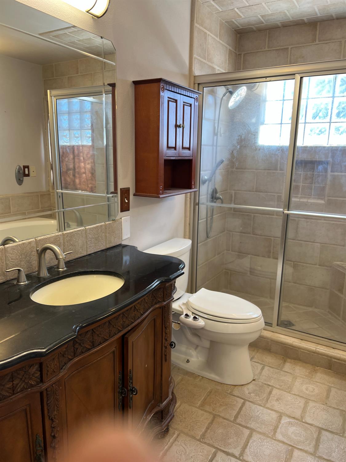 4069 N Sunnyside Ave, Fresno, CA 93727