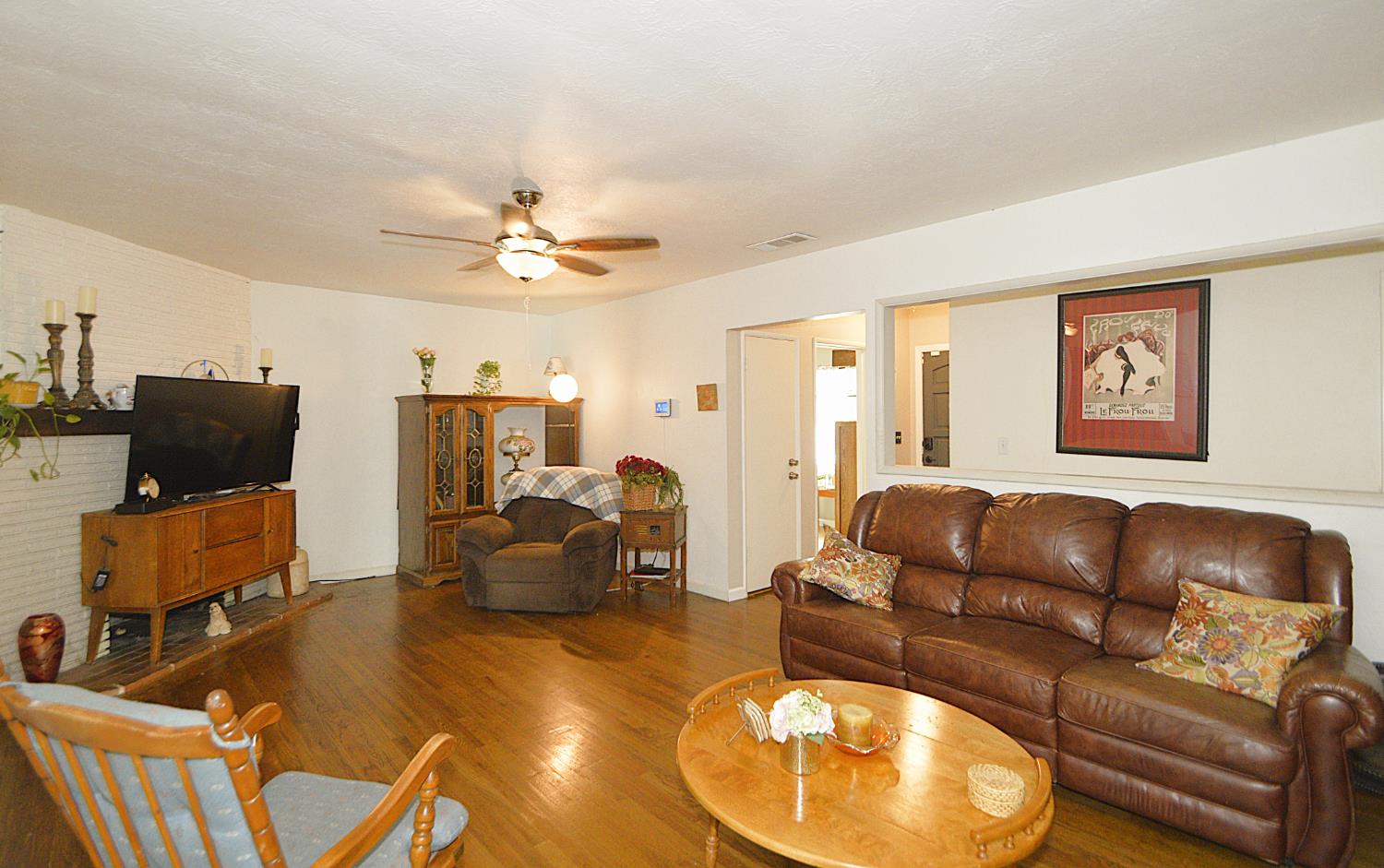 1708 W Andrews Ave, Fresno, CA 93705