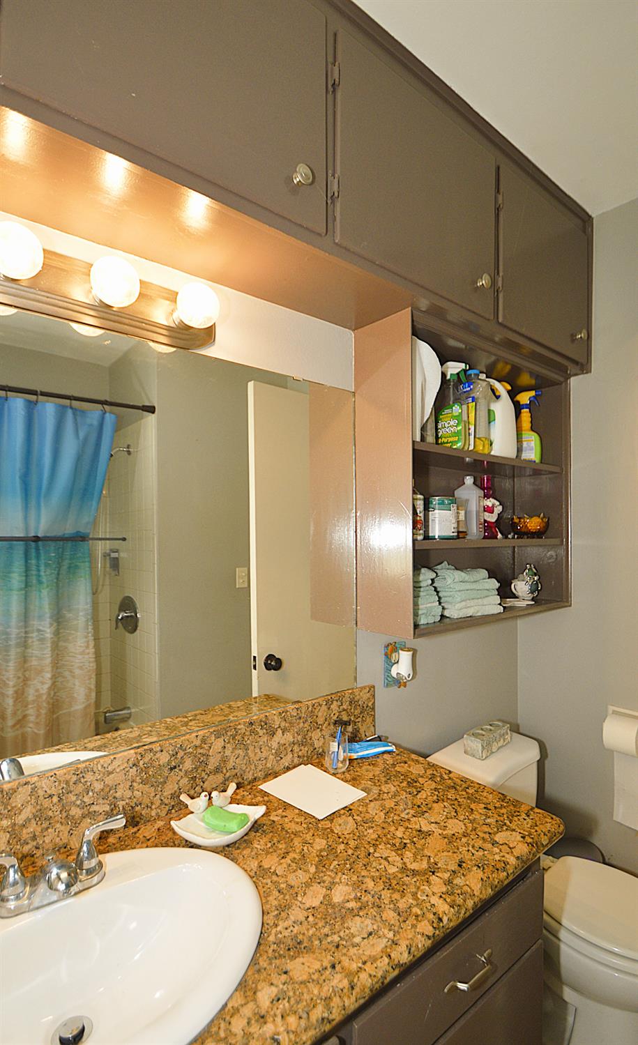 1708 W Andrews Ave, Fresno, CA 93705