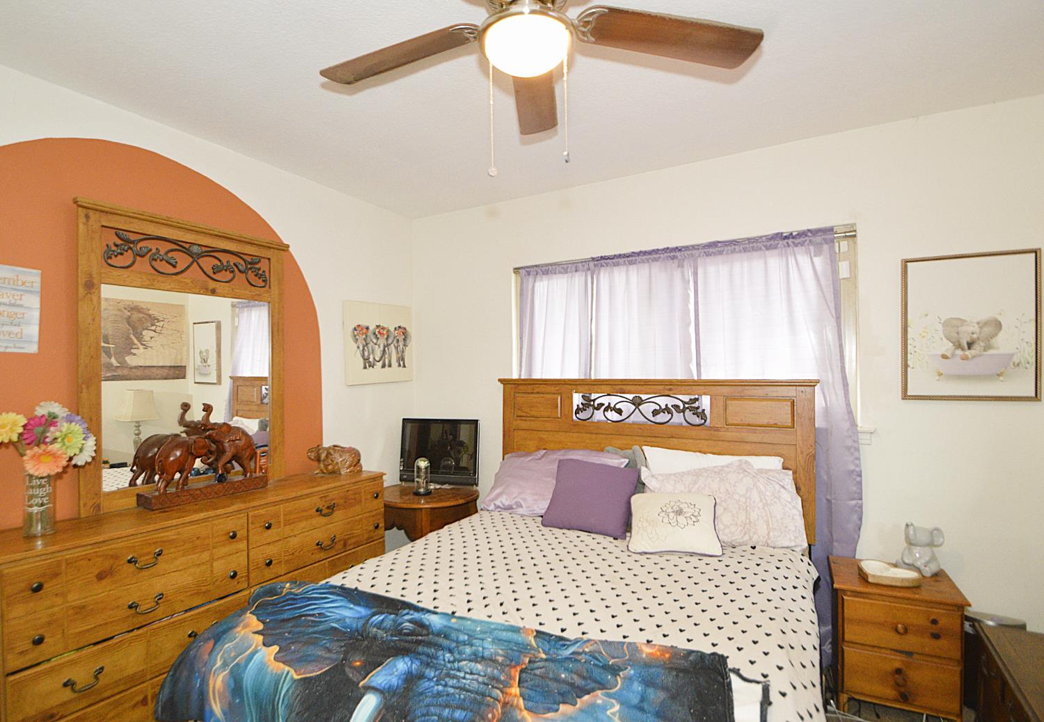 1708 W Andrews Ave, Fresno, CA 93705