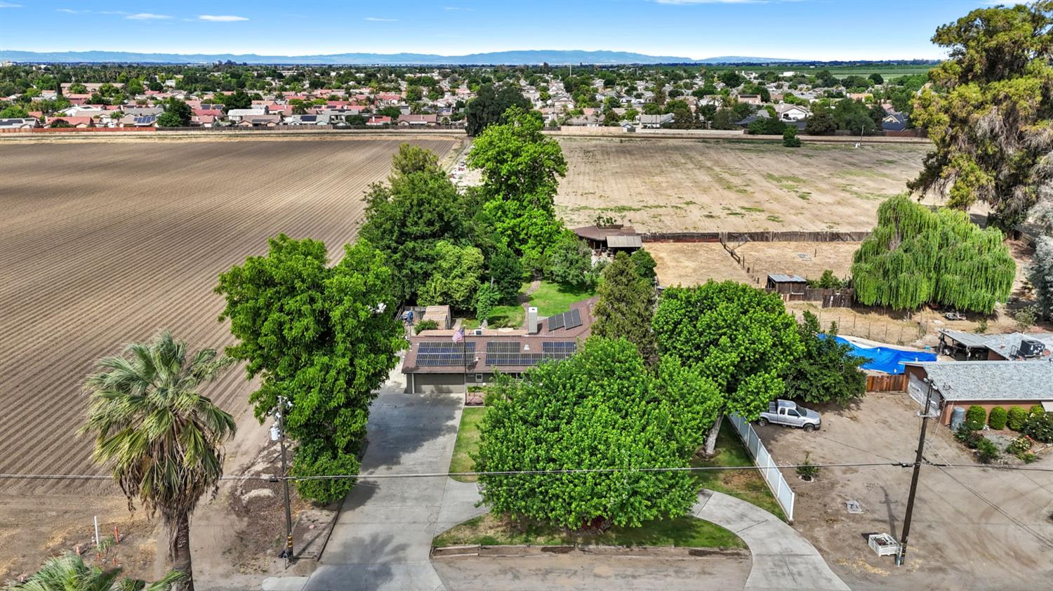 10730 17th Ave, Lemoore, CA 93245