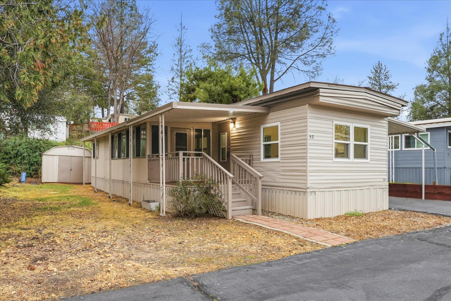 39678 Road 425B #52, Oakhurst, CA 93644